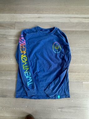Twenty One Pilots Official Long-Sleeve Graphic Tee with Rainbow Sleeve Print